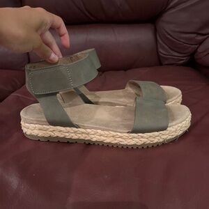Naturalizer Soul sandal